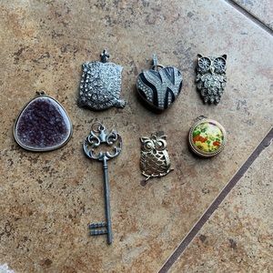 Set of 7 Necklace Jewelry Pendant Charms